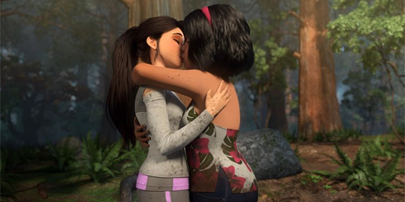 Yaz and Sammy kiss in he forest in Jurassic World Camp Cretaceous