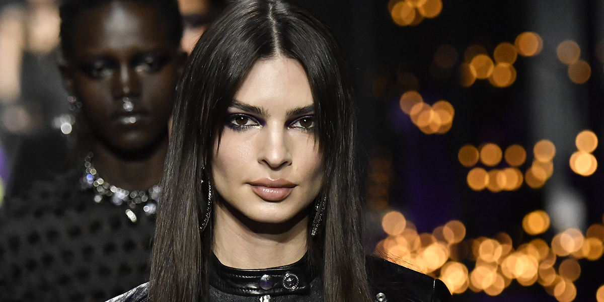 Emily Ratajkowski walks the runway during the Versace Ready to Wear Spring/Summer 2023 fashion show as part of the Milan Fashion Week on September 23, 2022 in Milan, Italy.