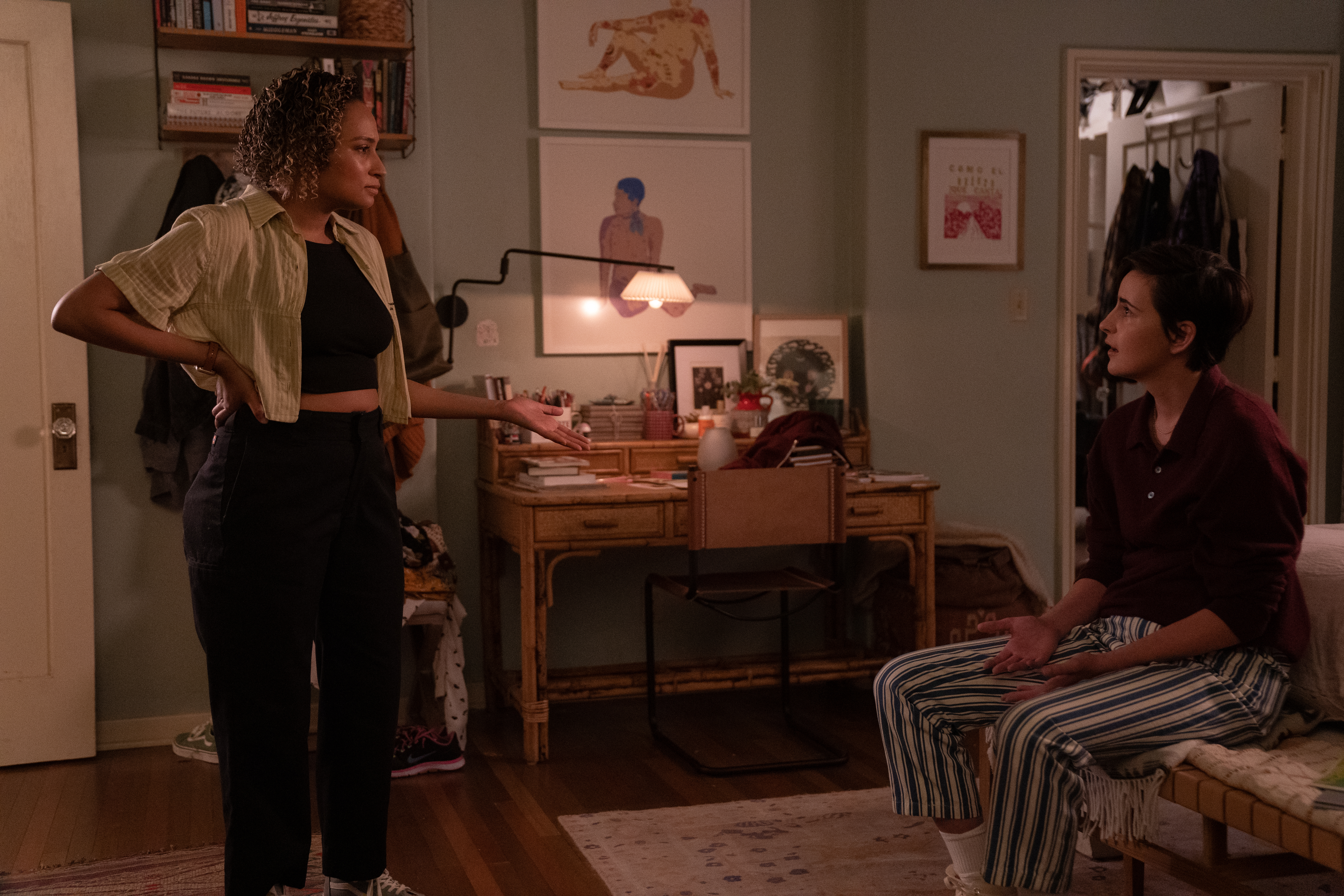 Los Angeles Traffic (L-R): Rosanny Zayas as Sophie and Jacqueline Toboni as Finley in THE L WORD: GENERATION Q, "Los Angeles Traffic". Photo Credit: Nicole Wilder/SHOWTIME.