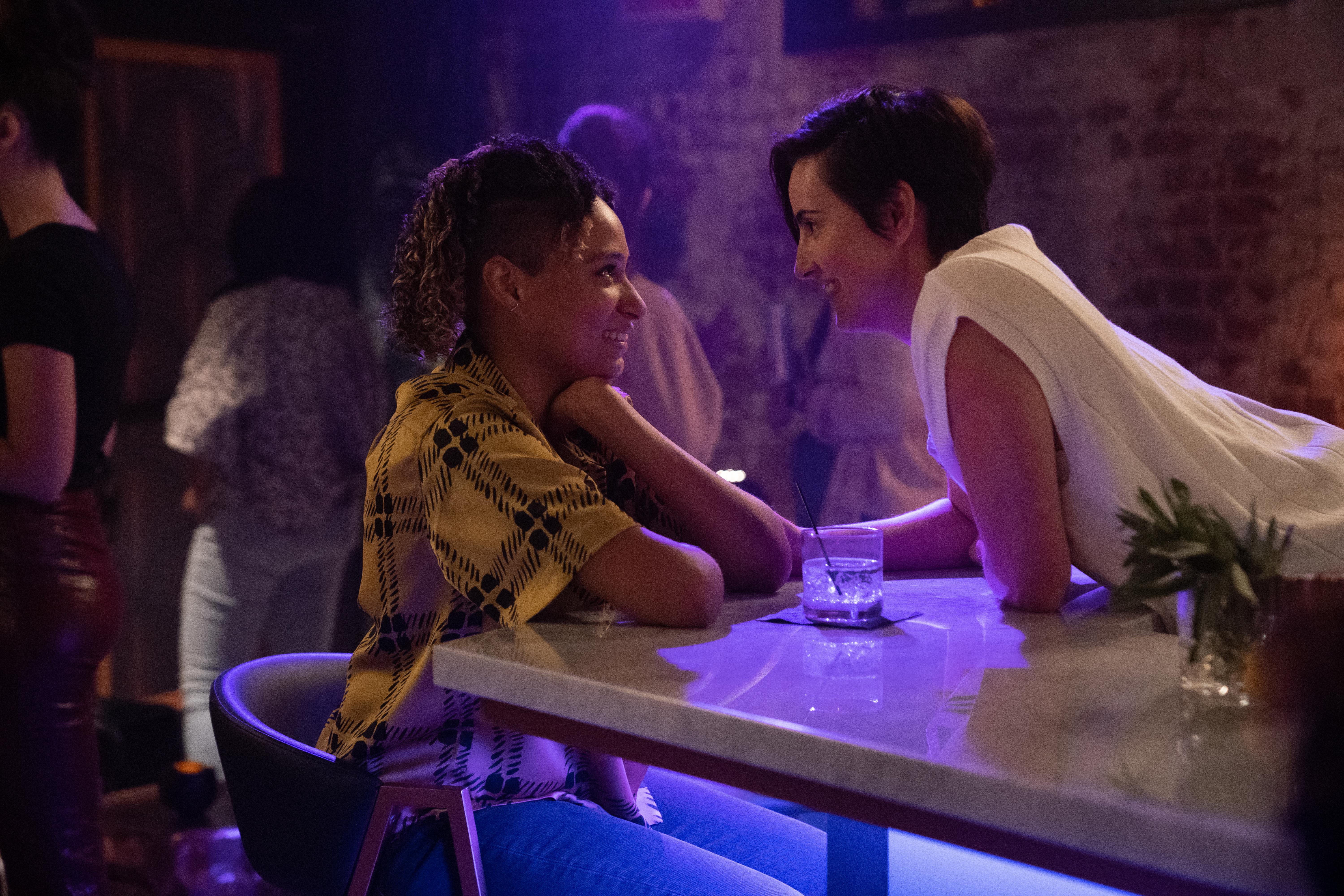 Locked Out (L-R): Rosanny Zayas as Sophie and Jacqueline Toboni as Finley in THE L WORD: GENERATION Q, "Locked Out". Photo Credit: Nicole Wilder/SHOWTIME.