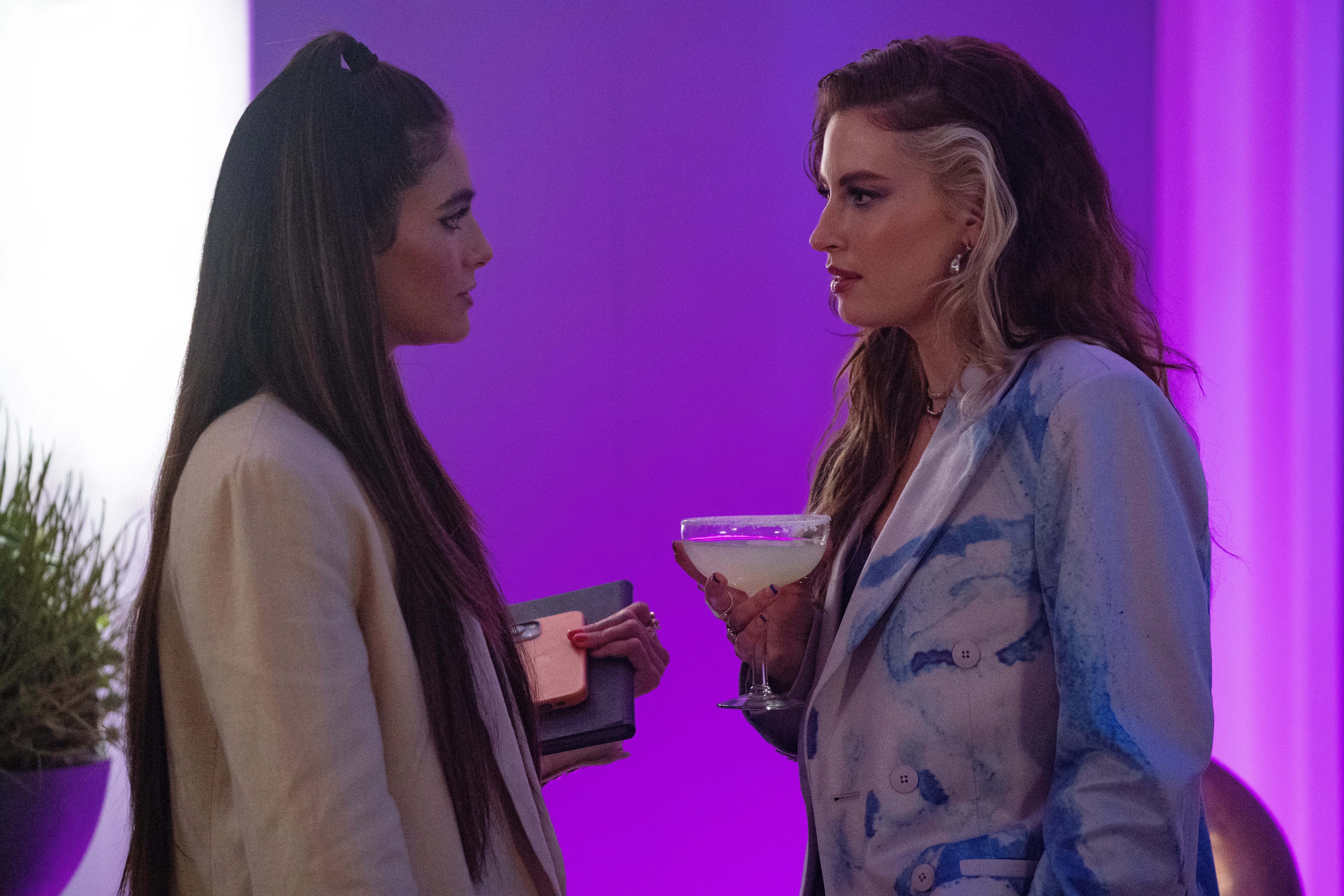 Little Boxes (L-R): Arienne Mandi as Dani and Fletcher as herself in THE L WORD: GENERATION Q, "Little Boxes". Photo Credit: Nicole Wilder/SHOWTIME.