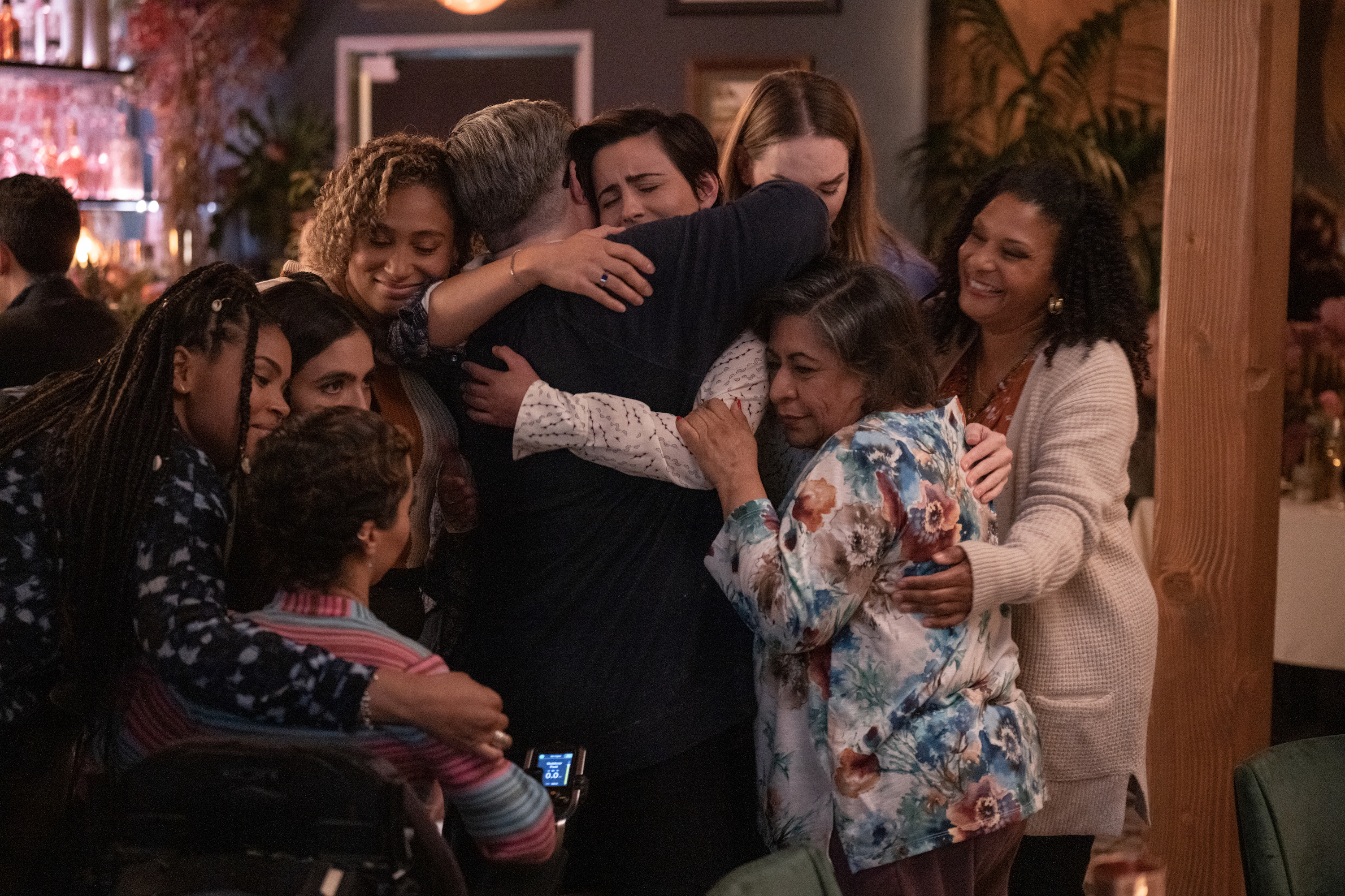 Quality Family Time (L-R): Carmen LoBue as Dre, Arienne Mandi as Dani, Rosanny Zayas as Sophie, Jacqueline Toboni as Finley, Jamie Clayton as Tess, XX and XX in THE L WORD: GENERATION Q, "Quality Family Time". Photo Credit: Scott Everett White/SHOWTIME.