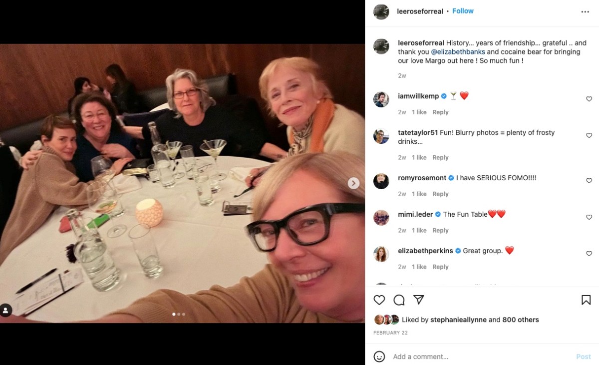 Holland Taylor, Sarah Paulson, Allison Janey, Lee Rose and Margo Martindale having dinner together