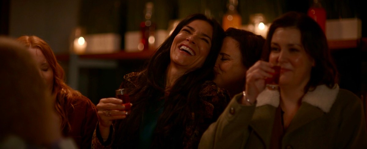 Lottie and Nat snuggling while taking shots in Yellowjackets 207