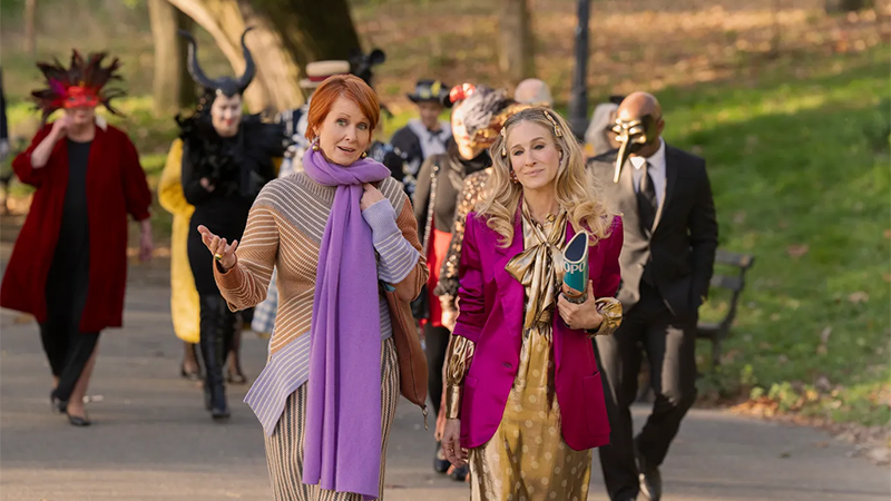 Carrie and Miranda walk in the park on Halloween