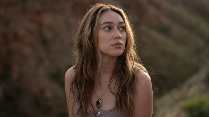 Alycia Debnam-Carey as Alice Hart