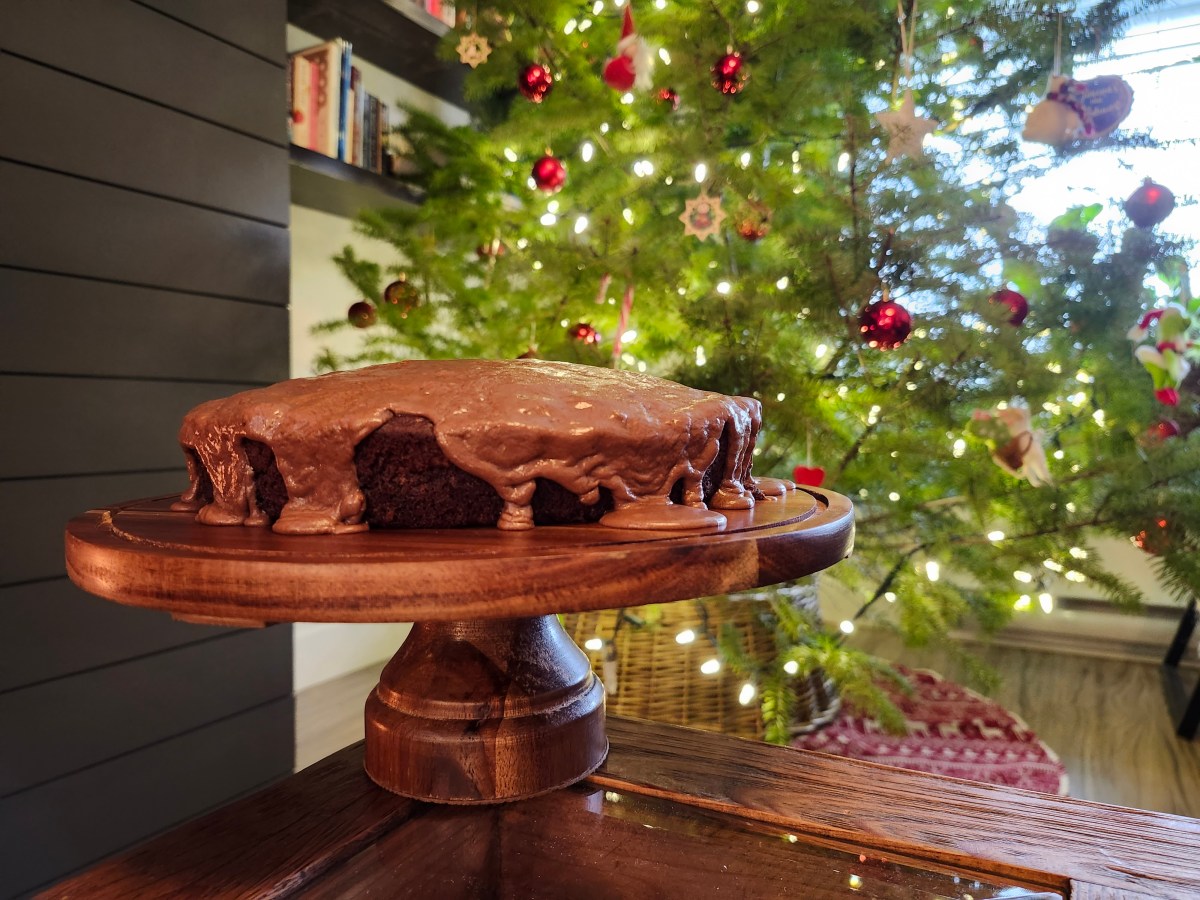 a mocha banana cake