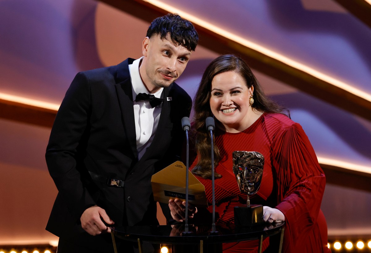 LONDON, ENGLAND - MAY 12: Richard Gadd and Jessica Gunning present the Limited Drama Award onstage during the 2024 BAFTA Television Awards with P&O Cruises at The Royal Festival Hall on May 12, 2024 in London, England. (Photo by John Phillips/BAFTA/Getty Images for BAFTA)