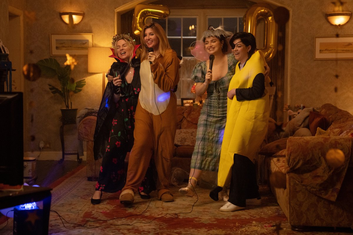 bad sisters costume party