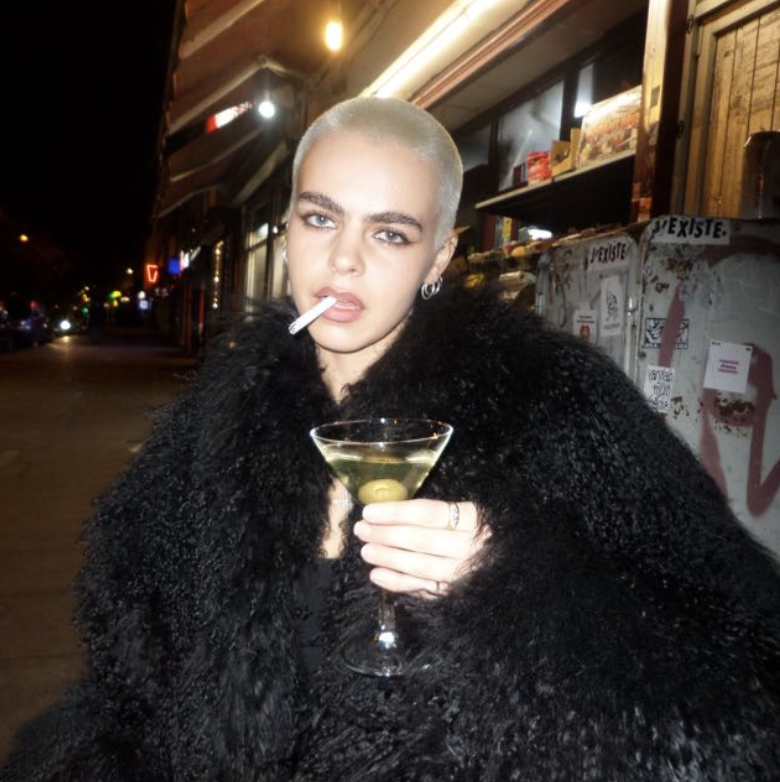 Profile photo of Bee Beardsworth