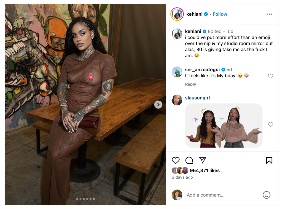 A screenshot of Kehlani's IG post with the caption i could've put more effort than an emoji over the nip & my studio room mirror but alas, 30 is giving take me as the fuck I am.