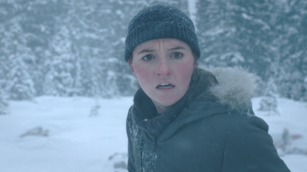 The Last of Us 202-3 Abby looks horrified at the horde emerging from the snow
